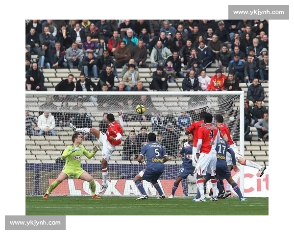 欧冠焦点战巴萨尤文进球盛宴梅西罗纳尔多对决引爆全场攻防博弈夜定胜